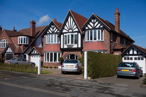 Legal driveway ‘loophole’ law change in England gains mass support