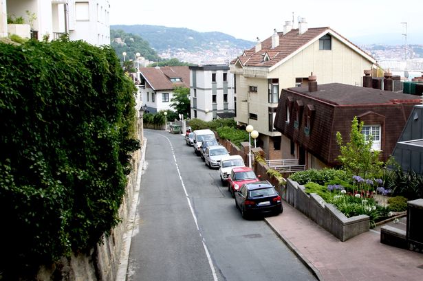 Pavement parking rule update as 83 per cent back Government ban