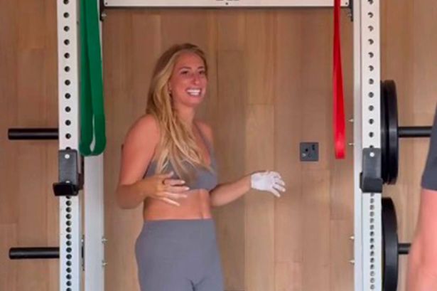 Stacey Solomon shows off abs and celebrates fitness milestone in new gym video