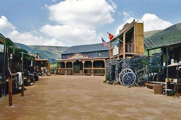 The forgotten BBC sitcom set in Lancashire hailed as ‘Britain’s answer to Westworld’