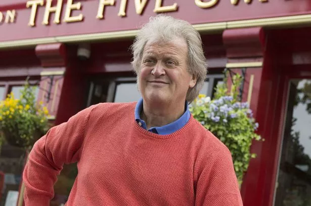People should drink more alcohol to live longer, says Wetherspoon boss