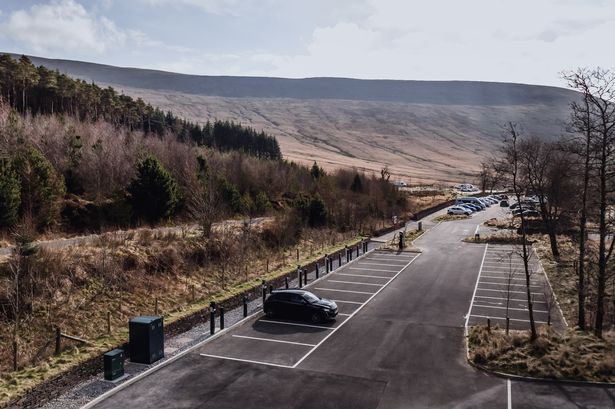 EV drivers can charge for free across UK at National Trust spots, theme parks and nearly 200 pubs