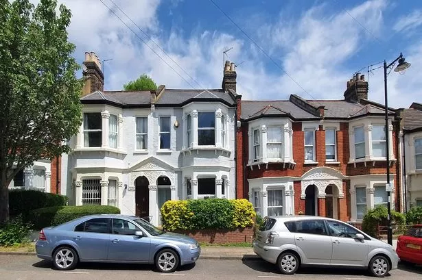 ‘Neighbour is letting customers park on my drive – I’m taking drastic action’