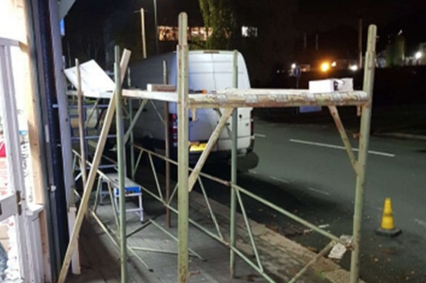 Dad installing metal sign to shop died after falling just six feet from scaffolding