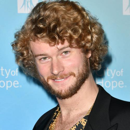 Yung Gravy reveals his earnings are matched by Only Fans girlfriend