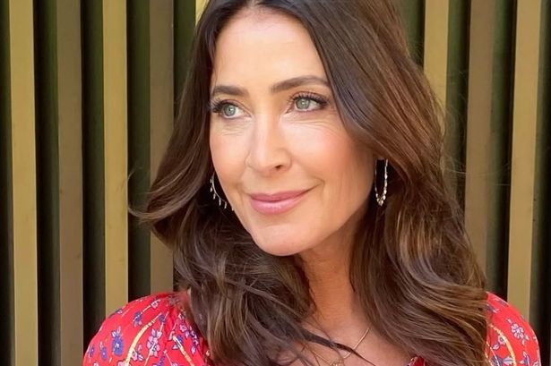 Lisa Snowdon’s £26 travel essential leaves hair looking refreshed after long-haul flying