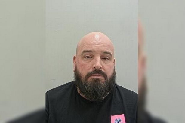 HGV driver scrolled on TikTok, WhatsApp and X before killing dad