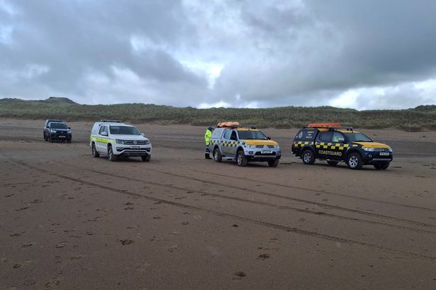 Bomb squad descends on beach after unexploded device found