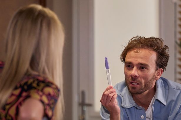 Coronation Street fans ‘rumble’ who is pregnant in spoilers and it’s returning legend