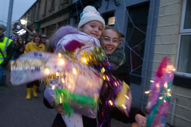Youngsters light up the streets for annual lantern festival