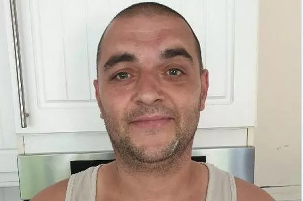 Sex offender from Colne who has cartoon cat tattoo wanted by police