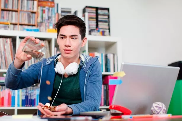 Seven finance rules students need to know, according to an expert