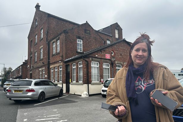 ‘What would Kevin Bacon think?’: EE customers left without signal ‘for 12 months’