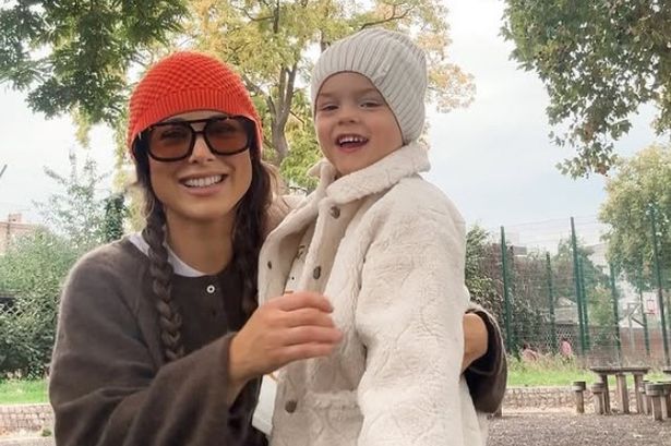 Louise Thompson’s go-to UGGs help ‘prevent pain’ and are part of her ‘chic and childproof’ outfit
