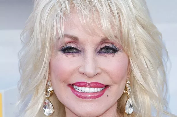 Dolly Parton’s sister says ‘pray with me’ over singer’s health