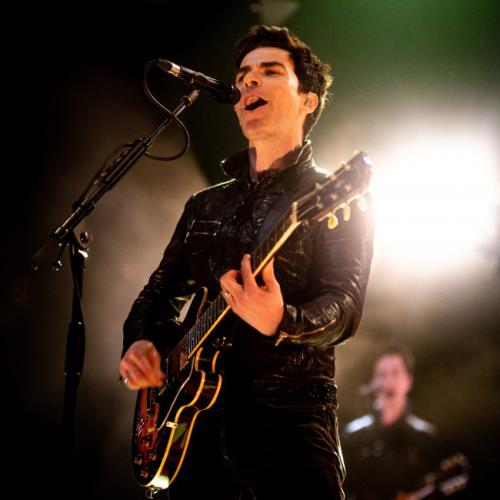 Stereophonics cancel Australia and Dubai shows after Kelly Jones ‘displaced’ jaw joint