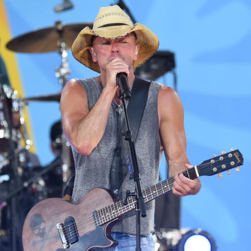 Kenny Chesney enters Country Music Hall of Fame