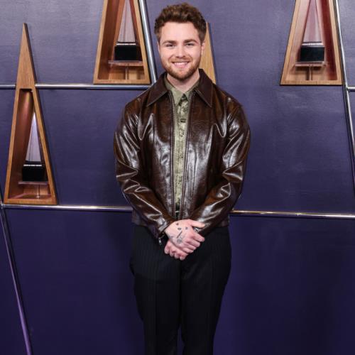 Alex Warren’s music helps him maintain memories of his late parents