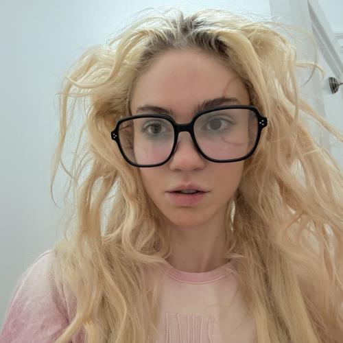 Grimes debuts ‘innovative’ face tattoo