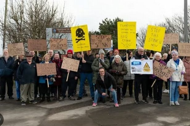 Top campaigner holding drop-in over landfill site that smells of ‘rotten eggs’