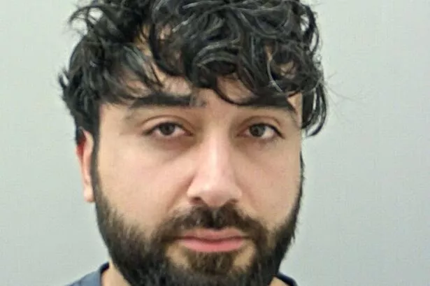 Child rapist, 33, who groomed 12-year-old girl over Snapchat jailed for 16 years