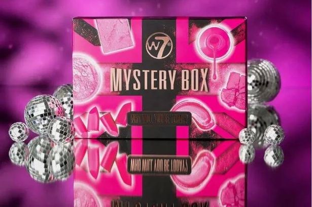 Get W7’s mystery makeup box for just £10 as it’s slashed in price at one retailer