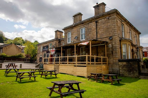 Darwen landlord praised for children rule ‘as some pubs are like a kindergarten’