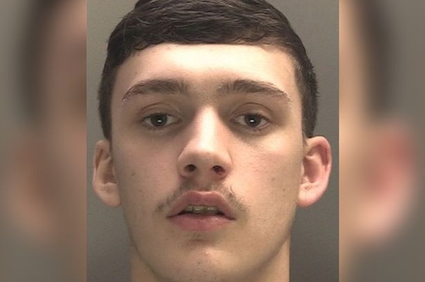 Teen’s calls to his mum on burner phone exposes drug dealing role