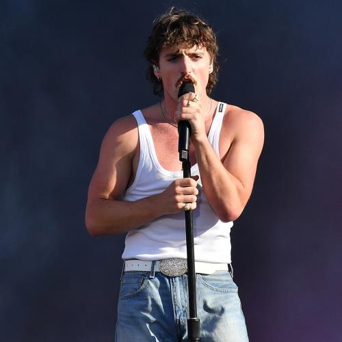 Benson Boone abruptly cancels show due to illness