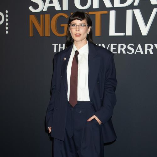 Halsey shuts down outspoken crowd member after hospitalisation