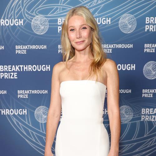 Gwyneth Paltrow stuns crowd with surprise Grand Ole Opry performance