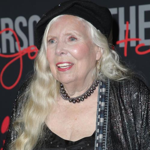 Joni Mitchell honoured with Lifetime Achievement Award at Junos