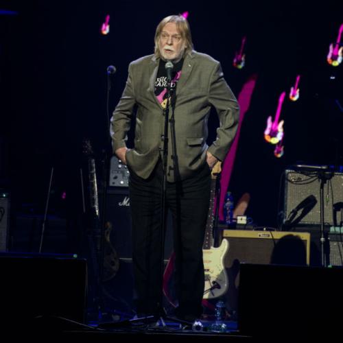 Rick Wakeman undergoes brain surgery