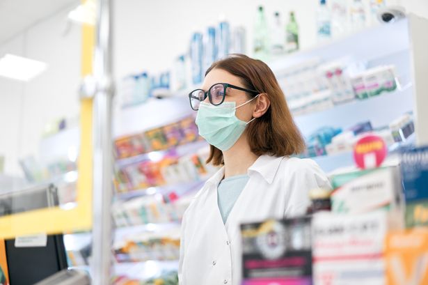 Call for shop workers to get free flu vaccine in face of surging infections