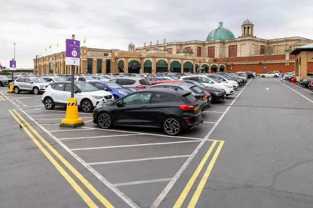 Trafford Centre issues parking update as Christmas shoppers face £50 fines