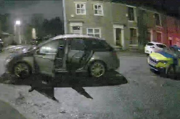 Man and boy arrested for drugs offences after ‘speeding’ car pulled over