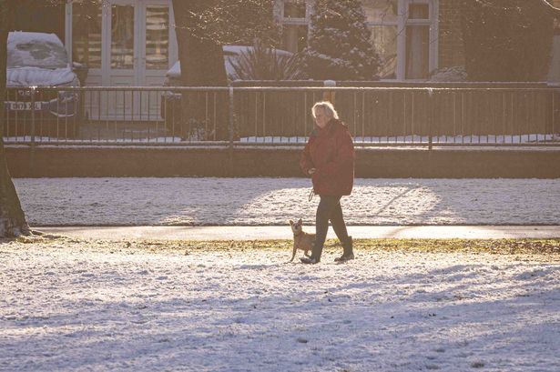 DWP alert as 674,000 households set for £25 cold weather payment after UK freeze – postcodes listed