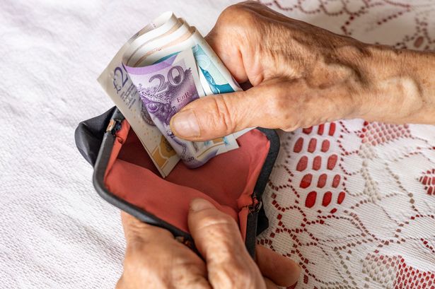 Warning issued following reports of counterfeit 10 and 20 pound notes