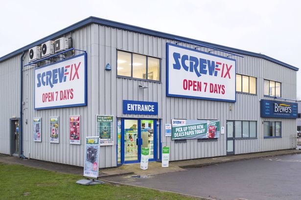 Screwfix’s £11 dehumidifier eradicates condensation, mould and musty smells ‘in days’