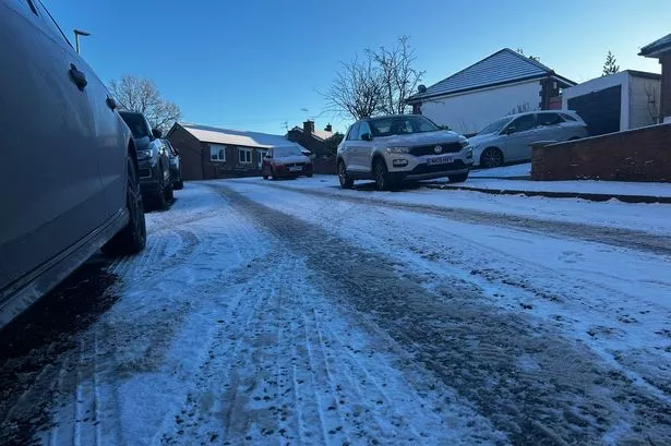 Lancashire snow LIVE updates as more schools forced to close amid two Met Office warnings