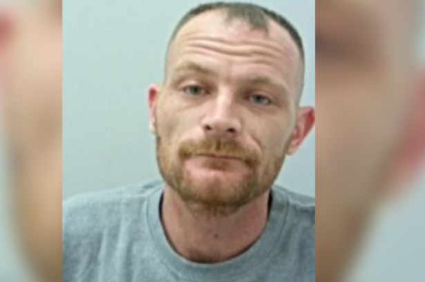 Police issue 999 plea and warn ‘don’t approach’ wanted Blackburn man