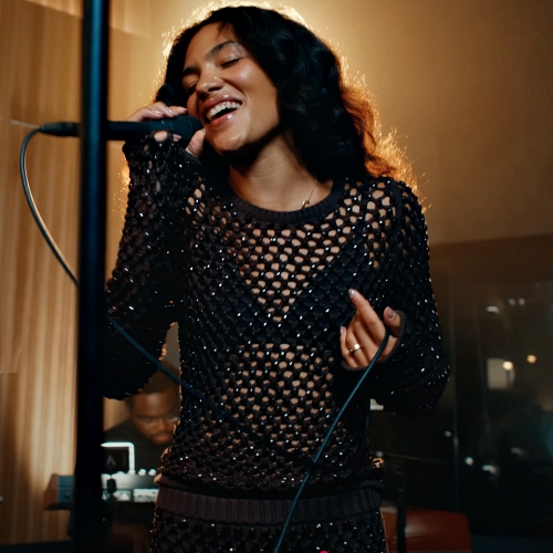 Olivia Dean sets the tempo as The Art of Loving continues its run at the top