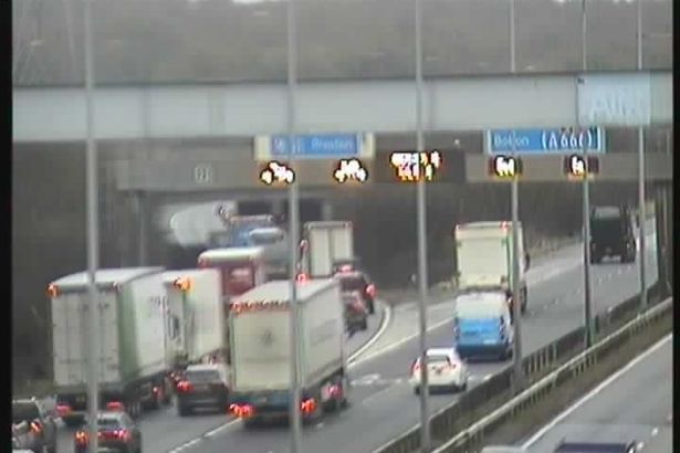 M61 LIVE as motorway shut after serious crash with large emergency response