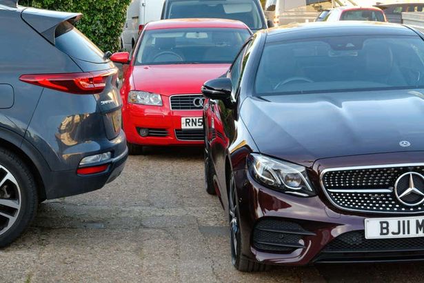All drivers warned they face paying £100 if they park on the pavement