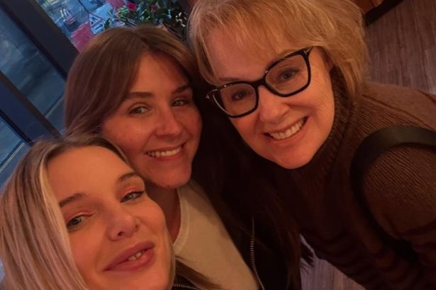 Helen Flanagan reunites with former Coronation Street family as fans say same thing