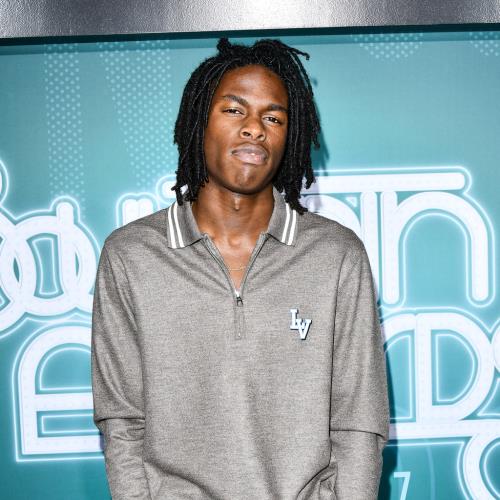 Daniel Caesar stars with Tate McRae at Juno Awards