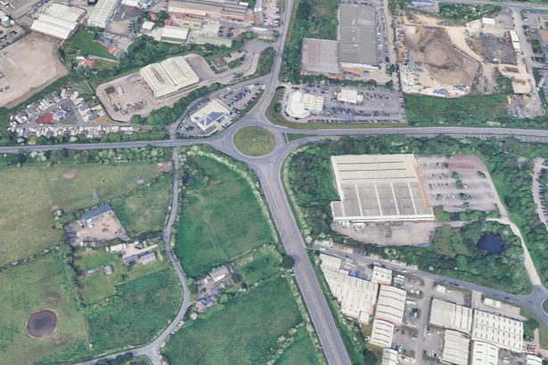 Major Blackpool junction closed after lorry overturns as police issue warning