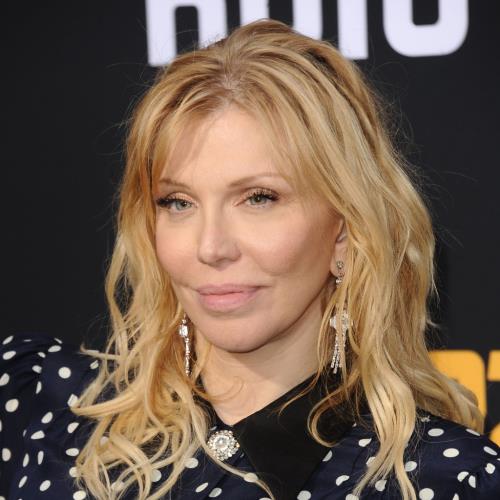 Courtney Love urges Dave Grohl to tell his fans their feud is over