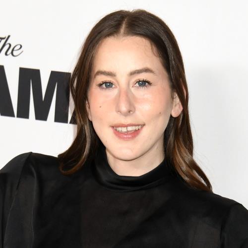 Alana Haim was a ‘ball of emotion’ watching Paul Thomas Anderson win his Oscars