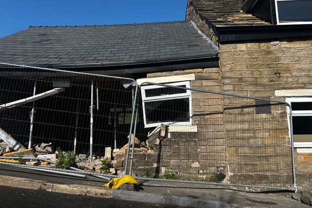 Former pub remains in ruins four weeks after two-car crash near Hoddlesden